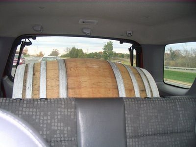 Wine_Barrel_in_the_Trunk